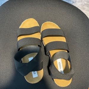Like new Steve Madden Kimmie espadrille sandals. Size 7.
